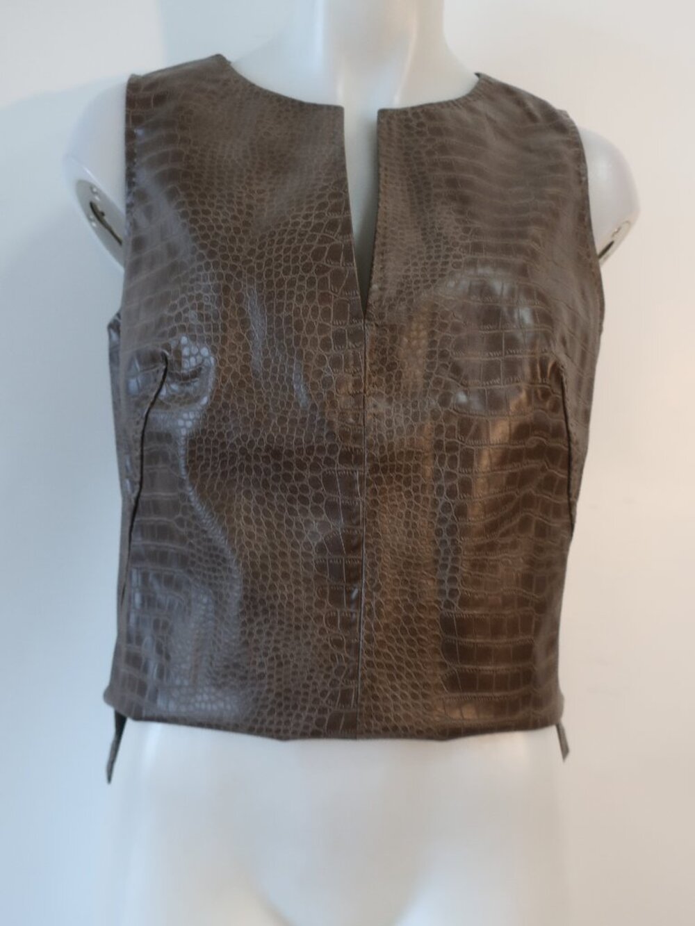 NWT Womens Max Studio Brown Bark (Item-13) Croc Embossed Sleeveless Top M